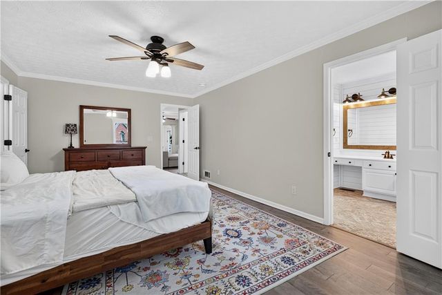 1327 Velvet Creek Way SW, Marietta, GA 30008