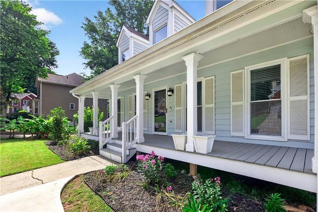 1327 Velvet Creek Way SW, Marietta, GA 30008