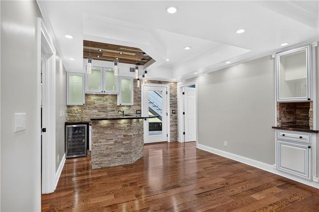 1327 Velvet Creek Way SW, Marietta, GA 30008