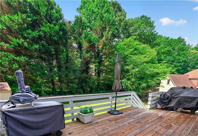 1327 Velvet Creek Way SW, Marietta, GA 30008