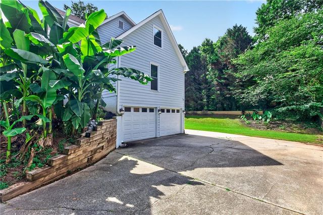 1327 Velvet Creek Way SW, Marietta, GA 30008
