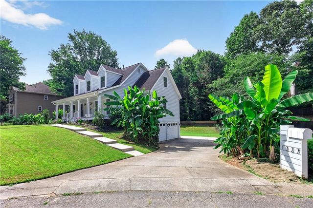 1327 Velvet Creek Way SW, Marietta, GA 30008