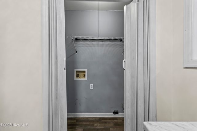 329 Lakewood Drive, Jacksonville, NC 28546