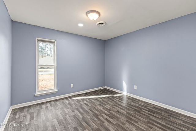 329 Lakewood Drive, Jacksonville, NC 28546