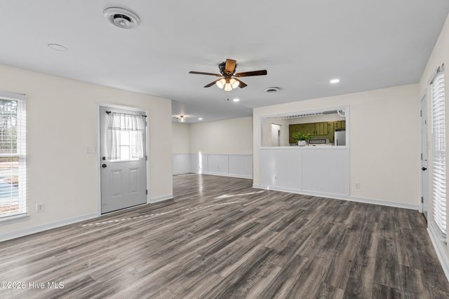 329 Lakewood Drive, Jacksonville, NC 28546