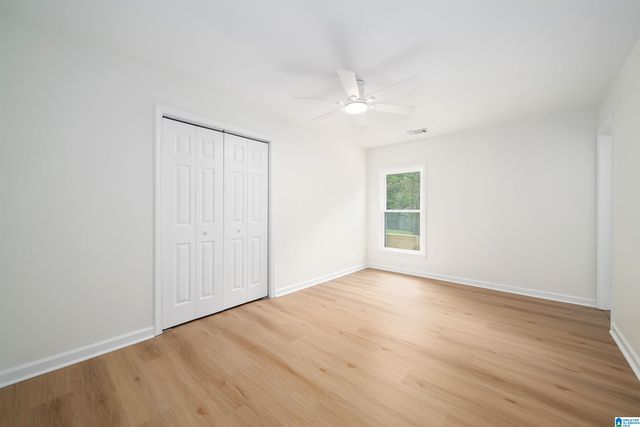 2701 EASTERN VALLEY ROAD, Leeds, AL 35094