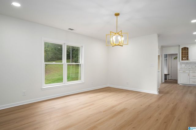 2701 EASTERN VALLEY ROAD, Leeds, AL 35094