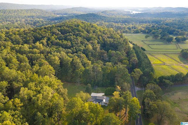 2701 EASTERN VALLEY ROAD, Leeds, AL 35094