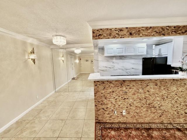 616 NW 13th Street 24, Boca Raton, FL 33486