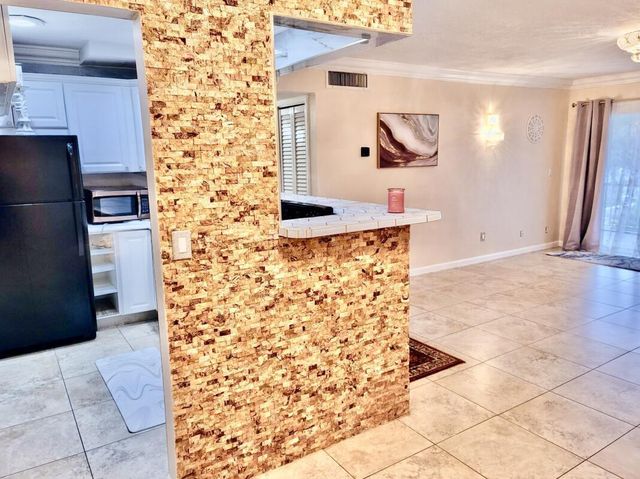 616 NW 13th Street 24, Boca Raton, FL 33486