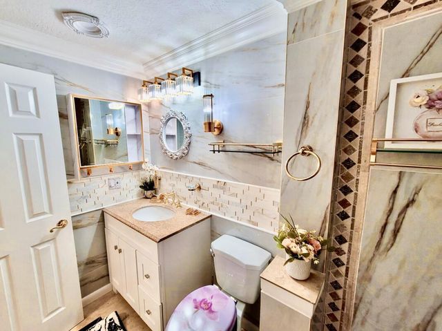 616 NW 13th Street 24, Boca Raton, FL 33486