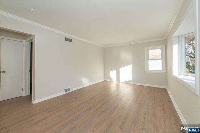 64 Harwich, Dumont, NJ 07628