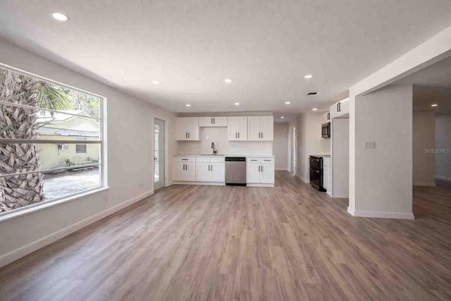 502 NW CRYSTAL STREET, Crystal River, FL 34428