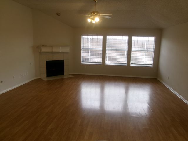 8809 Oakwood Lane, Frisco, TX 75035