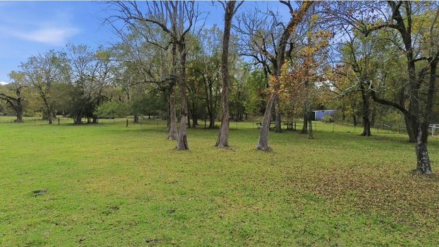 4612 Mcguire Road, Liberty, TX 77575