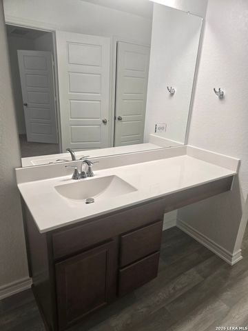 7510 FISHBOWL LN., San Antonio, TX 78253
