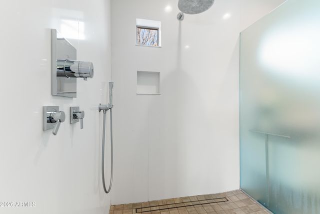 31726 N 15th Glen, Phoenix, AZ 85085