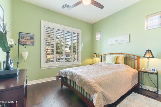 31726 N 15th Glen, Phoenix, AZ 85085