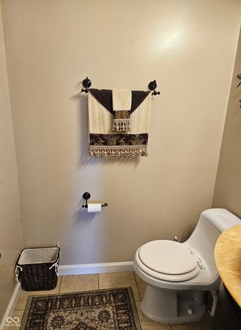 5555 Cherry Field Drive, Indianapolis, IN 46237