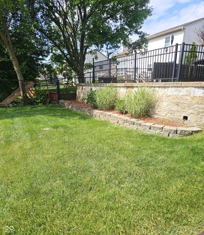 5555 Cherry Field Drive, Indianapolis, IN 46237