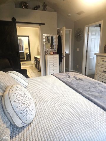 5555 Cherry Field Drive, Indianapolis, IN 46237
