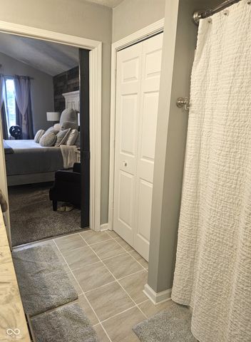 5555 Cherry Field Drive, Indianapolis, IN 46237