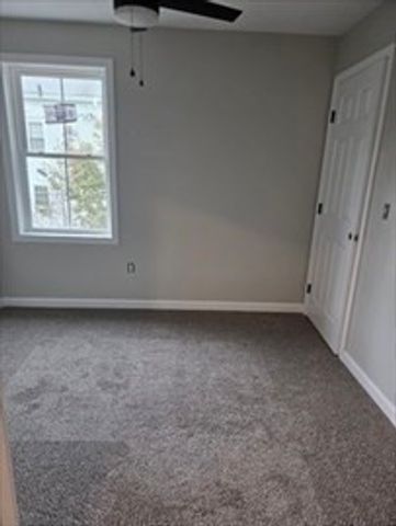 71 Pine St A, Warren, MA 01083
