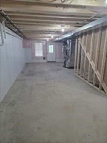 71 Pine St A, Warren, MA 01083