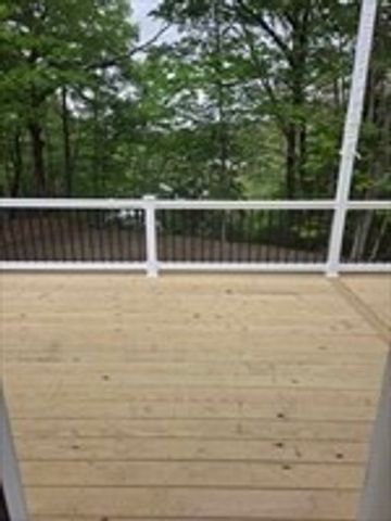 71 Pine St A, Warren, MA 01083
