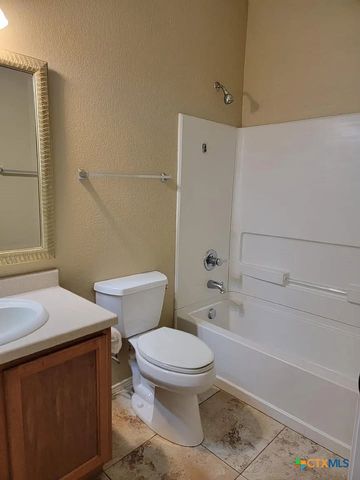 2016 N Ranch Estates Boulevard, New Braunfels, TX 78130