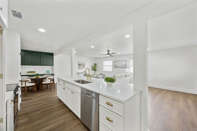 2917 Gardenia Drive, Garland, TX 75041