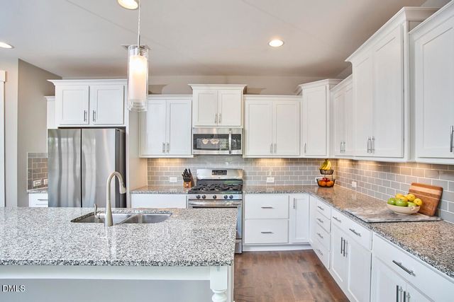 302 Tyner Loop Circle, Chapel Hill, NC 27516