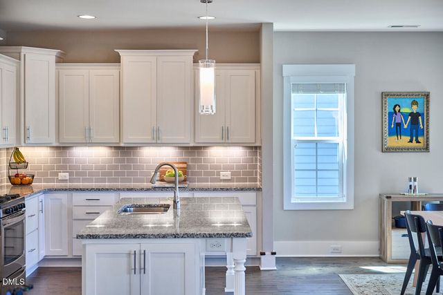 302 Tyner Loop Circle, Chapel Hill, NC 27516