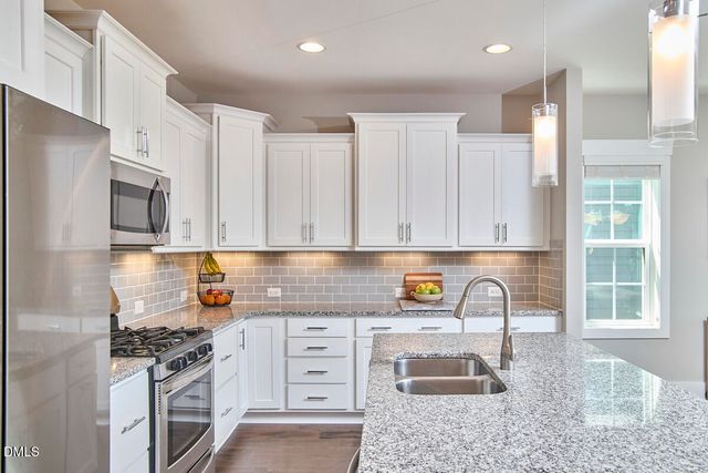 302 Tyner Loop Circle, Chapel Hill, NC 27516