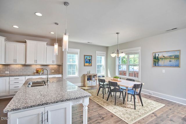 302 Tyner Loop Circle, Chapel Hill, NC 27516