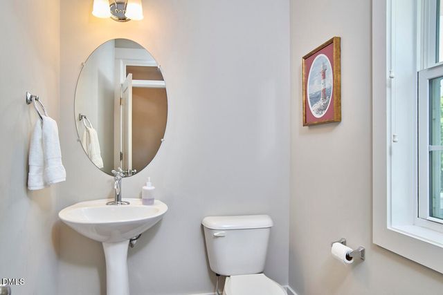 302 Tyner Loop Circle, Chapel Hill, NC 27516