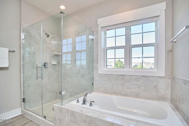 302 Tyner Loop Circle, Chapel Hill, NC 27516