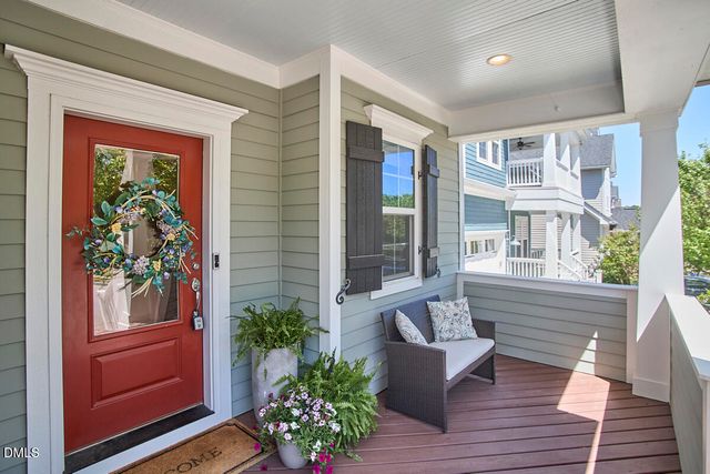 302 Tyner Loop Circle, Chapel Hill, NC 27516