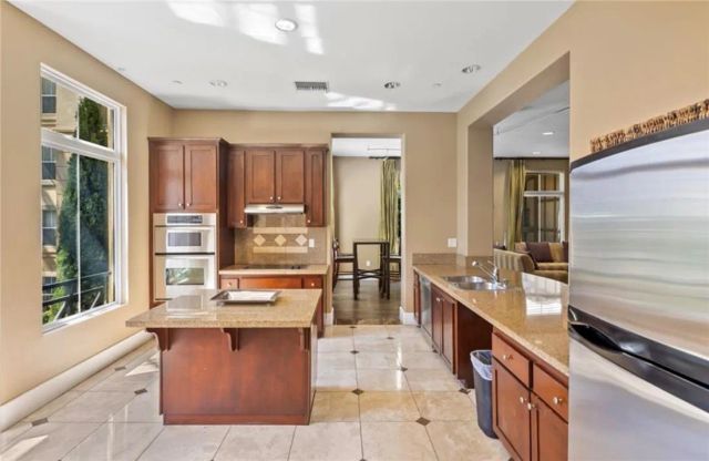 2120 Watermarke, Irvine, CA 92612