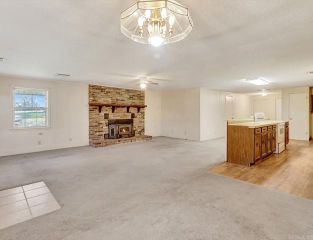 3669 Amity Rd, Pearcy, AR 71964