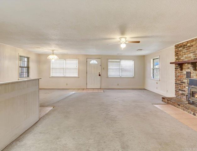 3669 Amity Rd, Pearcy, AR 71964
