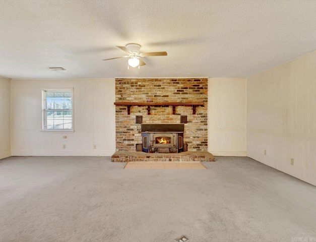 3669 Amity Rd, Pearcy, AR 71964