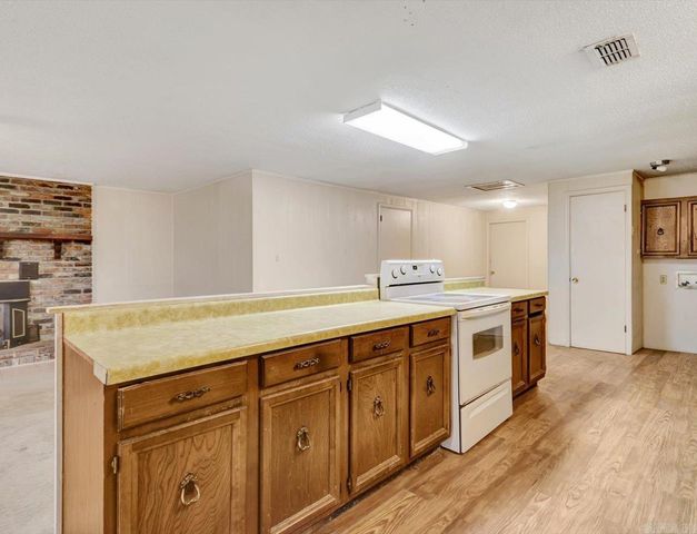 3669 Amity Rd, Pearcy, AR 71964