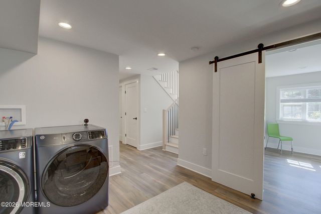 30 Bay Street, Highlands, NJ 07732