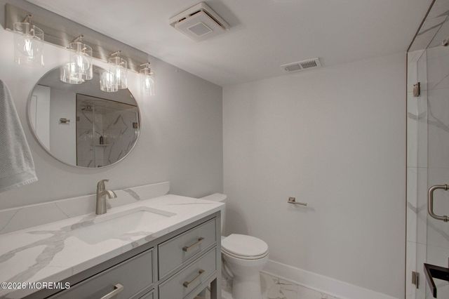 30 Bay Street, Highlands, NJ 07732