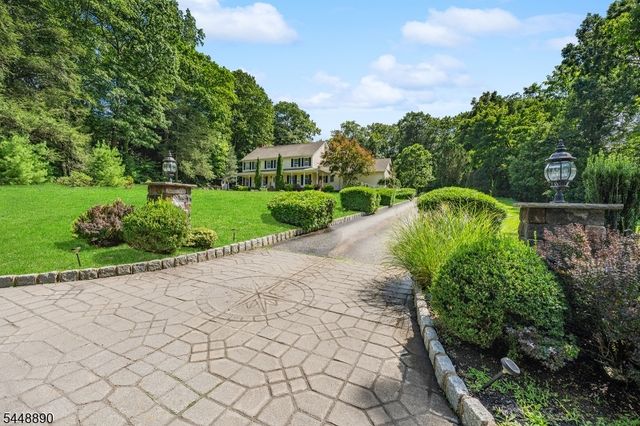 8 Alpine Ridge Rd, West Milford Twp., NJ 07480
