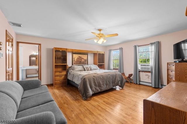 8 Alpine Ridge Rd, West Milford Twp., NJ 07480