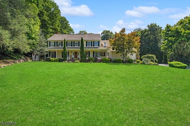 8 Alpine Ridge Rd, West Milford Twp., NJ 07480