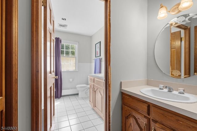 8 Alpine Ridge Rd, West Milford Twp., NJ 07480
