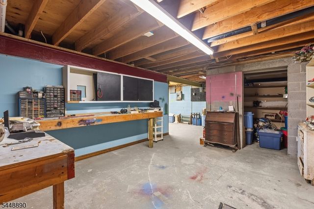 8 Alpine Ridge Rd, West Milford Twp., NJ 07480